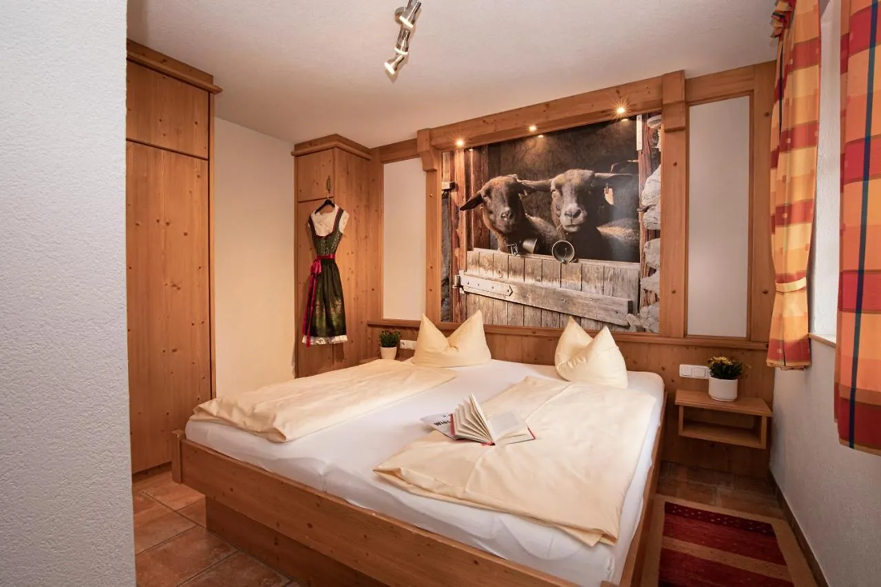 Hotel-Gasthof Der Wiesengrund 힌델랑 3*,